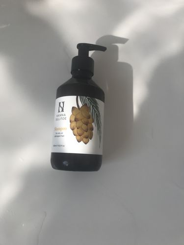 Customer photo review of Shampoo