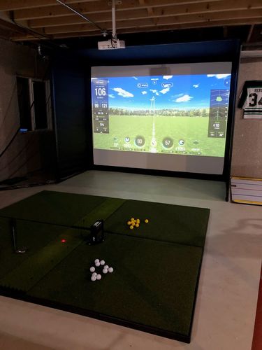 Customer photo review of SkyTrak PerfectBay Golf Simulator Package
