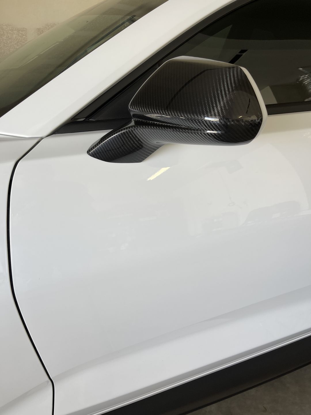 Customer photo review of [Set] Carbon Fiber Mirror Cover for Chevy Camaro 2016-2021