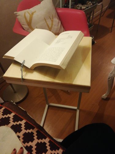 Customer photo review of Mesa lateral Piscolero BLANCA