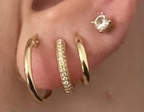 Customer photo review of Faye Ohrringe