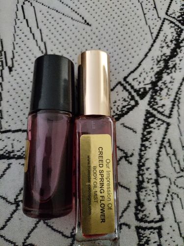 Customer photo review of Women's Body Oil Perfume Mist