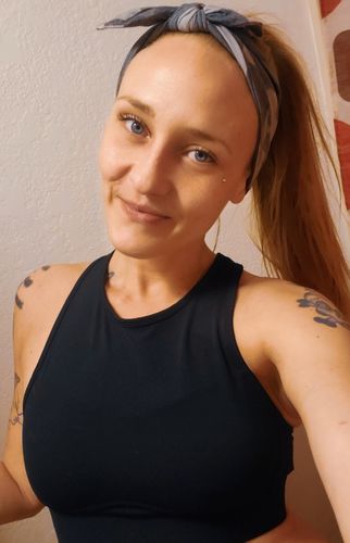 Customer photo review of HUSTLE - 4'' Bow Headband