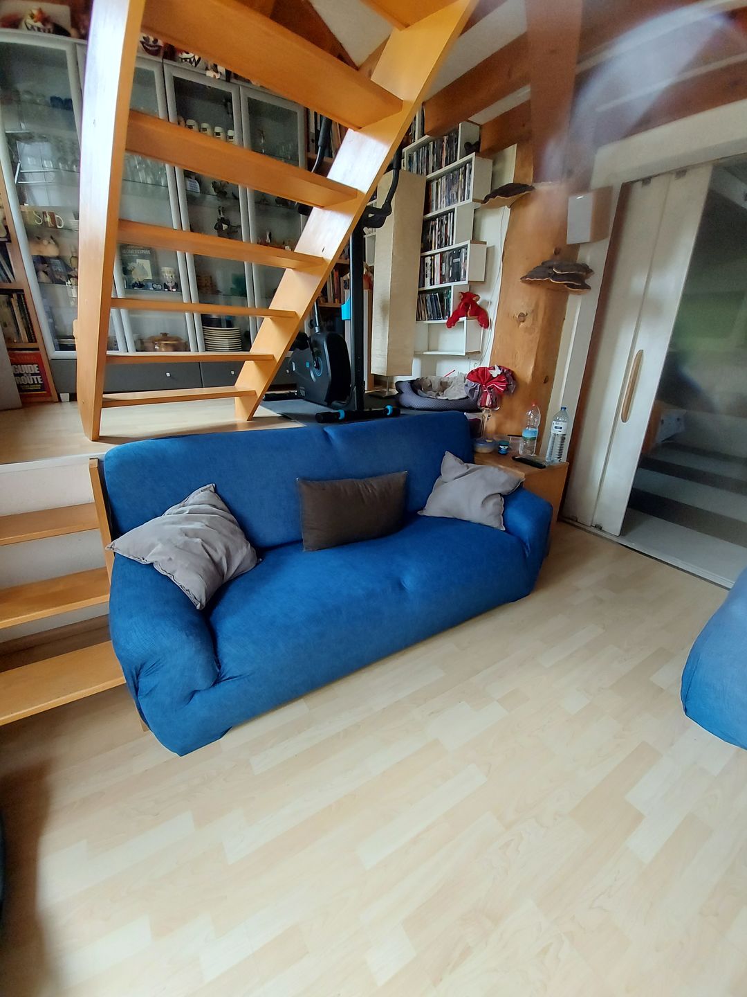 Customer photo review of Bleu - Housses Extensibles de Fauteuil et Canapé - La Maison des Housses