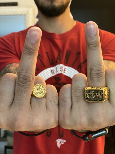 Customer photo review of GOLDEN F THE WORLD RING