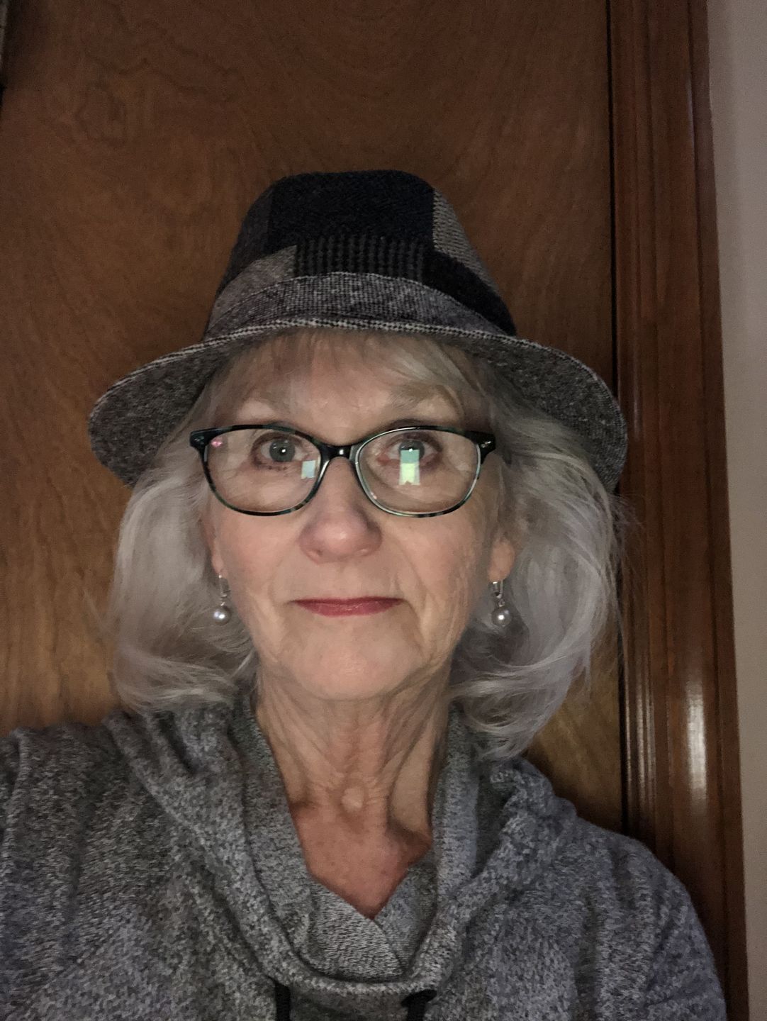 Customer photo review of Walking Hat Patchwork Tweed