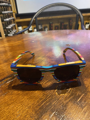 Customer photo review of Island Black