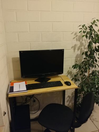 Customer photo review of Escritorio barato MIMA 80 x 40 Negro