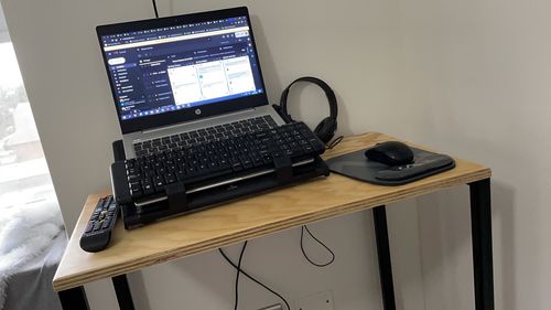 Customer photo review of Escritorio moderno MIMA 70 x 40 Negro