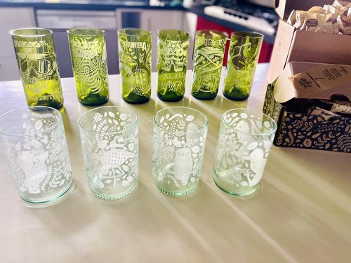 Customer photo review of Juego de 6 Vasos Metaleros