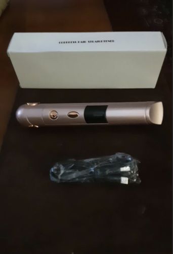 Customer photo review of Piastra per capelli portatile PinkStyle®