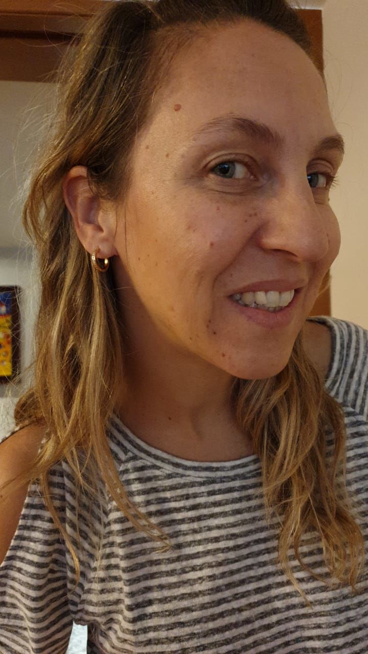 Customer photo review of ARGOLLAS LISAS CIRCONES BAÑADAS EN ORO 15MM