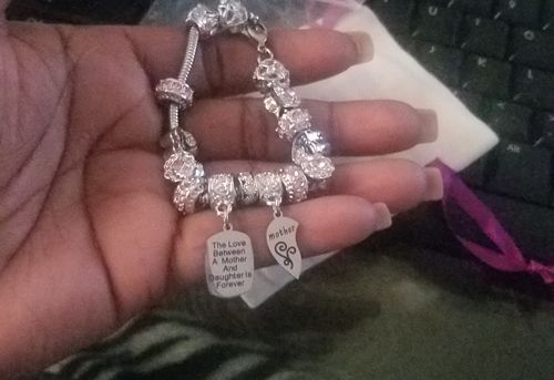 Customer photo review of Mother Daughter Eternal Love Bracelets