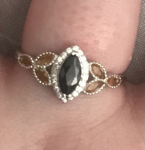 Customer photo review of Harry Potter Hogwarts Candle - Hogwarts House Ring Collection