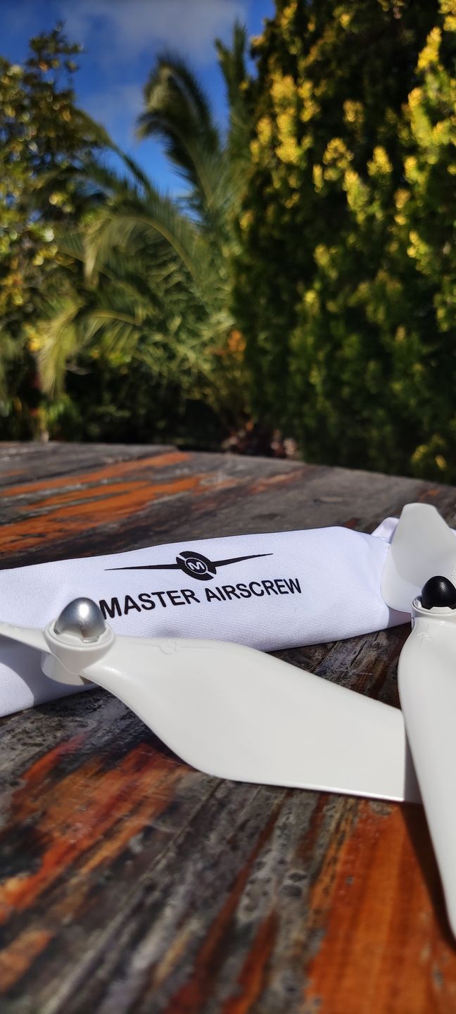 Customer photo review of DJI Phantom 1-3 Upgrade Propellers - MR PH 9.4x5 Set x4 White