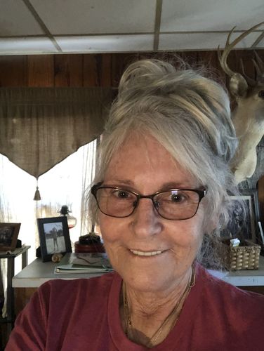 Customer photo review of JuvaBun Messy Bun