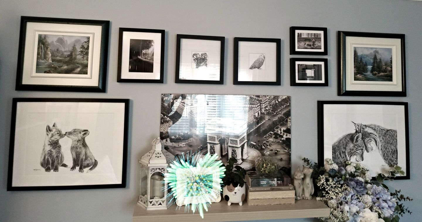Customer photo review of Lynx in love illustration - "Social Animal" Collection