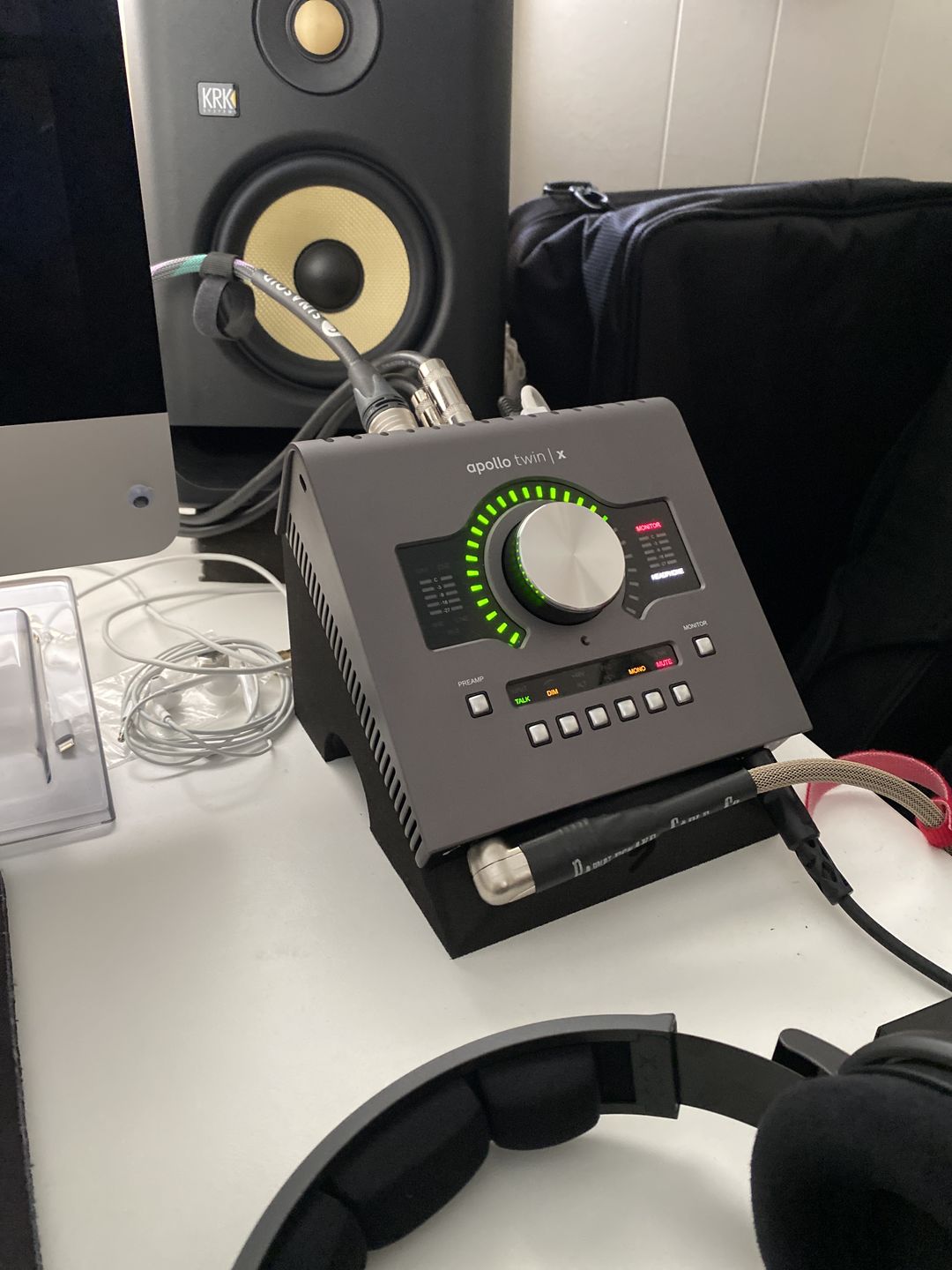 Customer photo review of Pedal Stand | Audio Interface Foam Desk Angle Riser