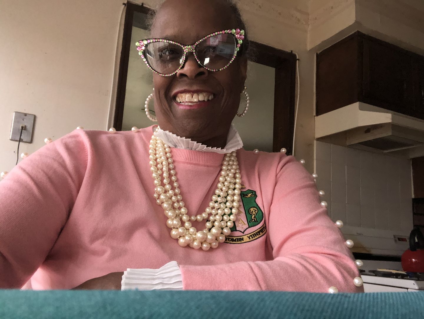 Customer photo review of PEARLfect Sweater - Pink