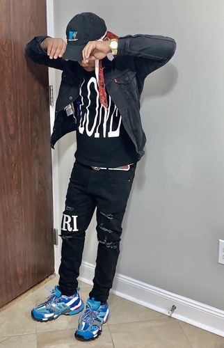 Customer photo review of Amiri Jean