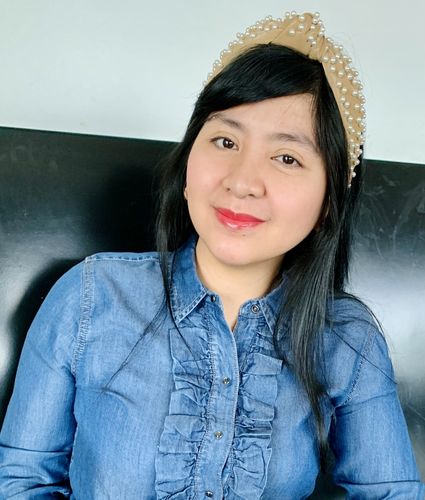 Customer photo review of GINGERBREAD FAUX LEATHER PEARL HEADBAND