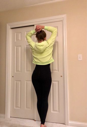 Customer photo review of Aphrodite Seamless Compression Leggings