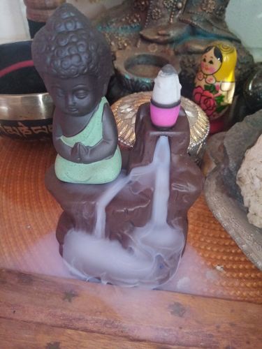 Customer photo review of Porta Incienso Monje + 10 Inciensos Especiales