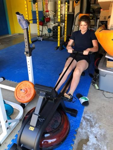 Customer photo review of Murtisol Water Rowing Machine with LCD Monitor for Home, Water Rower Machine with Infinite Resistance Indoor Fitness Exercise Sports Equipment