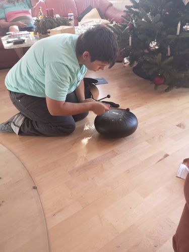 Customer photo review of Sonodrum Zungentrommel - "Standard" - Handgefertigt - 30cm - 11 Zungen - D-Dur