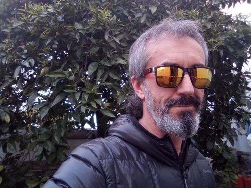 Customer photo review of Retro Decorative Polarized Sunglasses