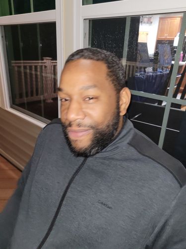 Customer photo review of Respected Roots Beard Hydration Kit