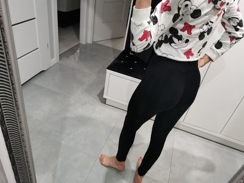 Customer photo review of Aphrodite Seamless Compression Leggings