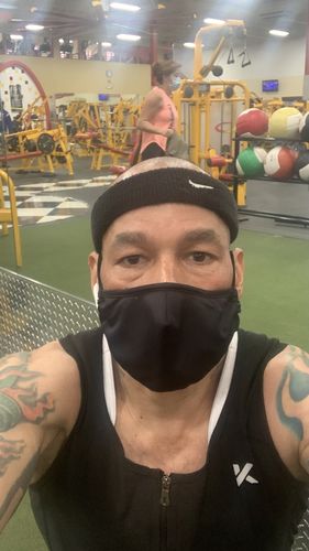 Customer photo review of Men's Zipper Heat Trapping Sweat Vest