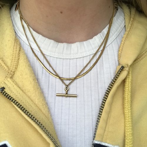 Customer photo review of T-Bar necklace