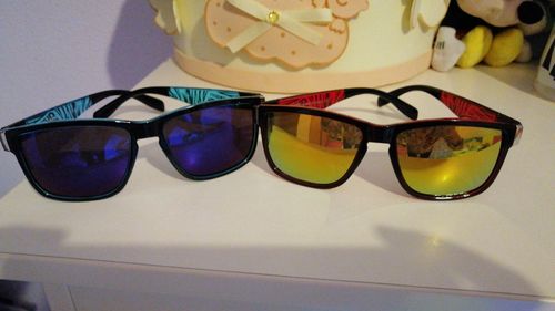 Customer photo review of Retro Decorative Polarized Sunglasses