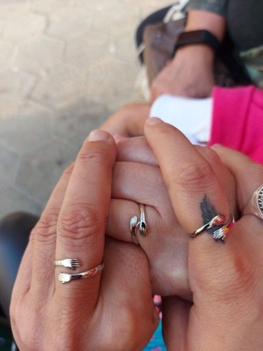 Customer photo review of Embrace | Hug Ring | 925 Sterling Silver