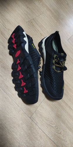 Customer photo review of Mountain Trekking Shoes