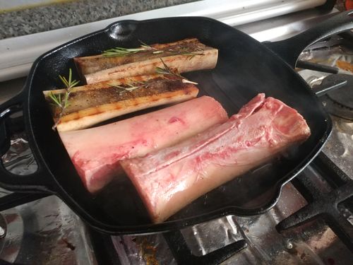 Reseña con foto de un cliente sobre Hueso Tuetanero en Canoa
