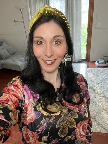 Customer photo review of *PRE-ORDER* AUGUST PERIDOT CRYSTAL HEADBAND