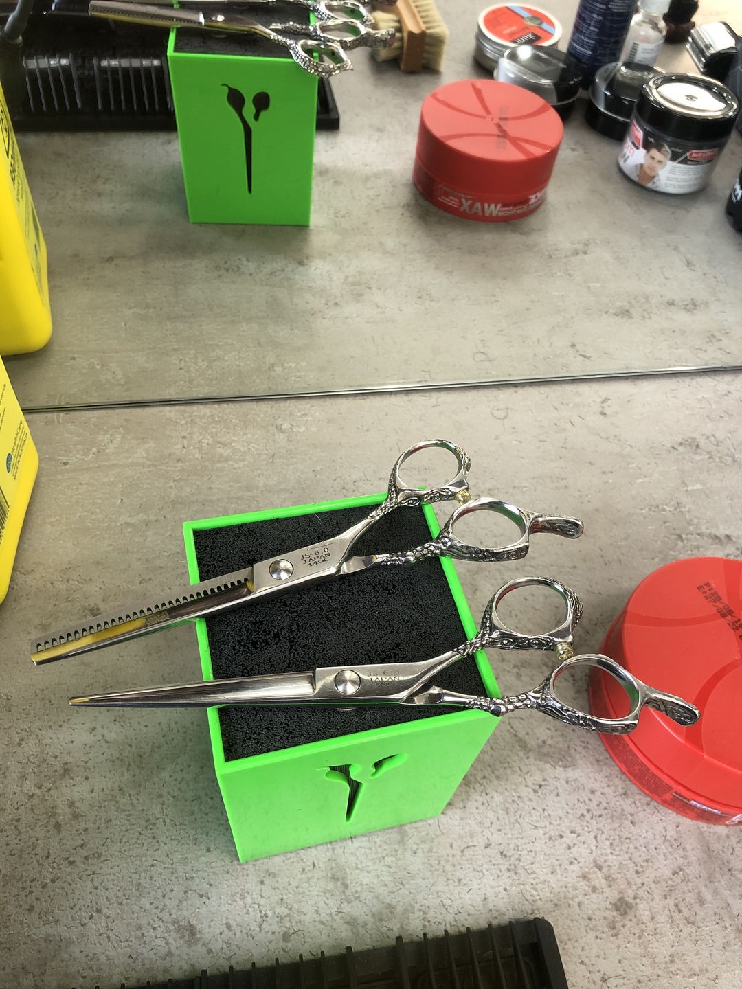 Customer photo review of Mina Sakura Cutting & Thinning Scissors Set