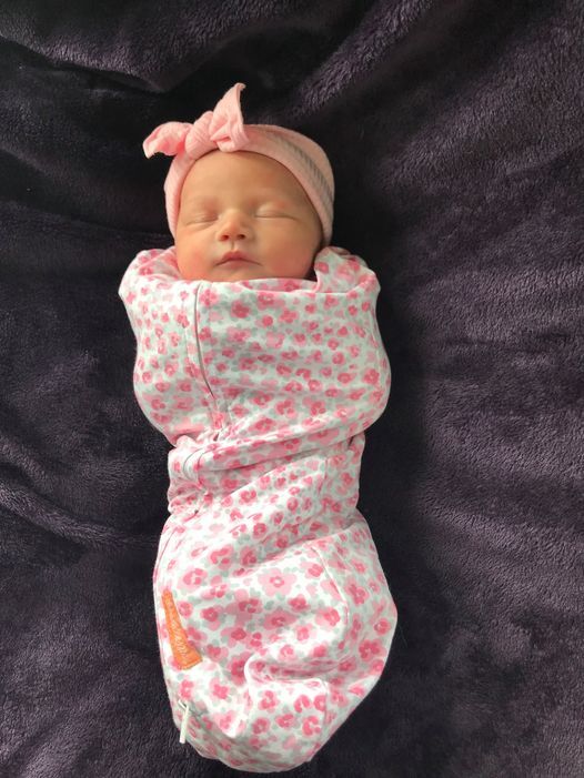 Customer photo review of Sheepskin Rug for Babies, 100% Natural, Shorn Lambskin Wool, 2 x 3 Feet, Ivory