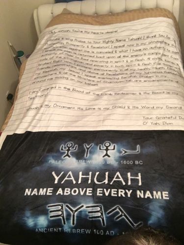 Customer photo review of PERSONALIZED LOVE LETTER AND PICTURE BLANKET GIFT