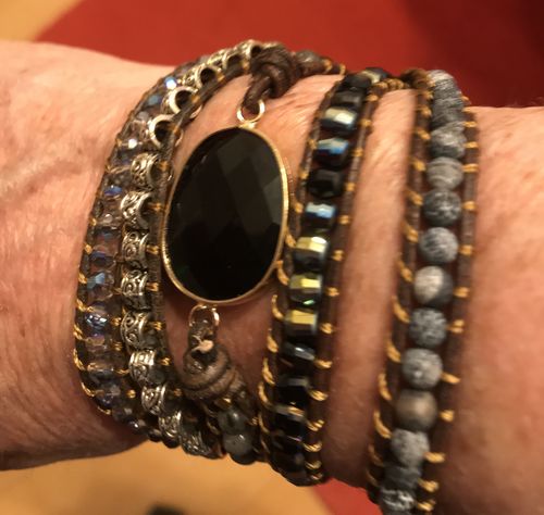Customer photo review of NATÜRLICHES SCHWARZER-ACHAT-SCHUTZ-WICKELARMBAND