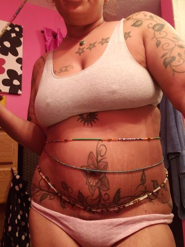 Customer photo review of Olayinka Tie On Waist Beads