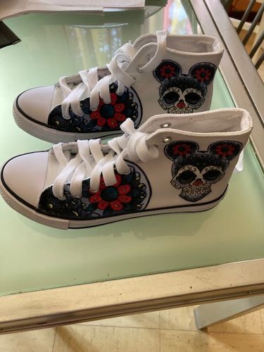Customer photo review of BASKET MICKEY SKULL