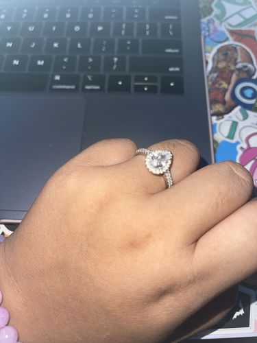 Customer photo review of “Wifey Type” Ring