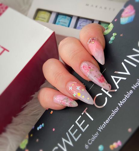 Customer photo review of All-In-One Nail Art Foil Glue Set