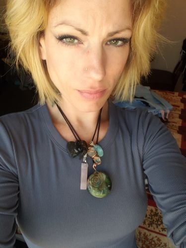 Customer photo review of Ocean Emerald Contact Lenses