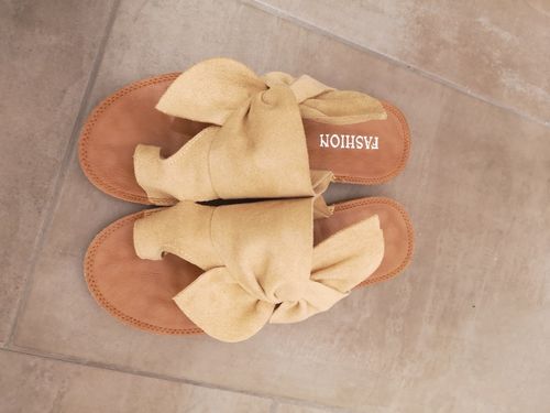 Customer photo review of Casual Platform Sandals