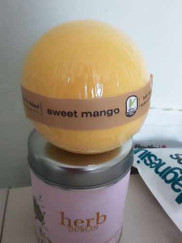 Customer photo review of Handmade Bath muffin Strawberry Kiss 200 g / 7,94 oz.
